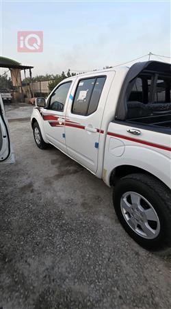 نیسان نەڤارا